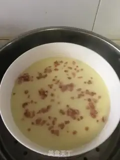 Make Shrimp ham steaming eggs step 4