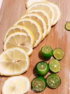 Make Lemon iced tea step 1