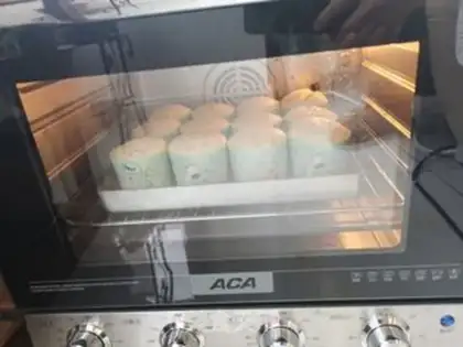 Make Chi Fung Cup cake step 13