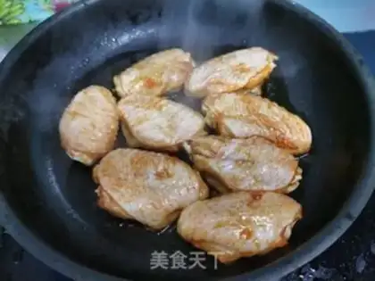 Make Chicken wings in Orleans step 4