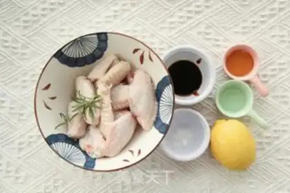 Make Fresh lemon, black pepper chicken wings step 0
