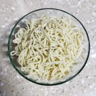 Make Plum noodles step 0