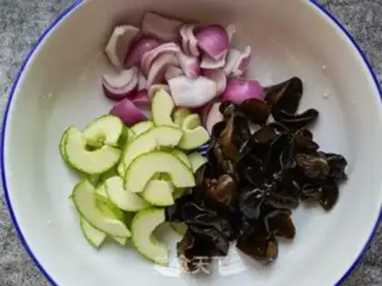 Make Onion mollusks step 6