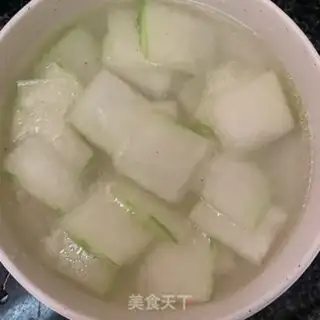 Make Wintermelon rollers, white soup step 5