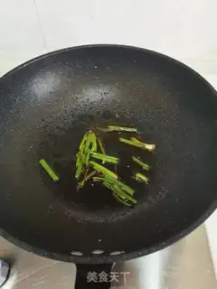 Make Egg pasta breakfast step 3