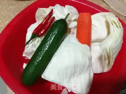 Make Sour pickles step 0