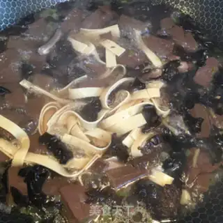 Make Duck blood fan soup step 10