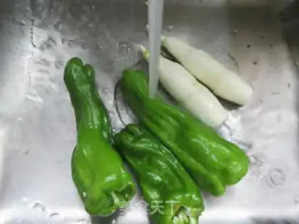 Make Five flowers, frowned peppers step 1