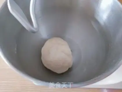 Make Mini football burger step 3