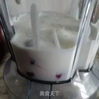 Make A cherry milk shake step 6