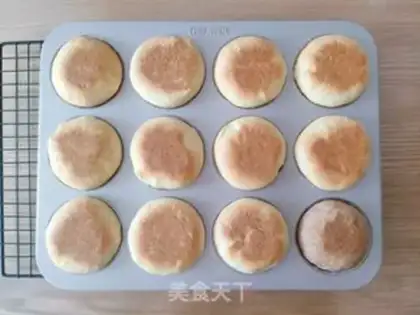 Make Mini football burger step 13