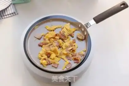 Make All-Mike bacon omelet step 7