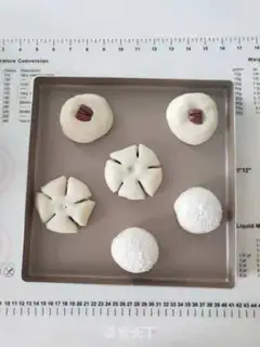 Make Three internal bouquets step 11