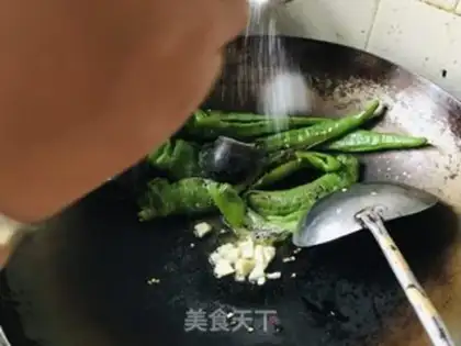 Make Pyramid eggs step 2