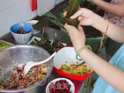 Make Yellow-rice red dates step 4