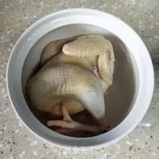 Make Roast chicken soup step 3
