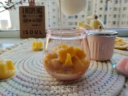 Make Mango yogurt step 3
