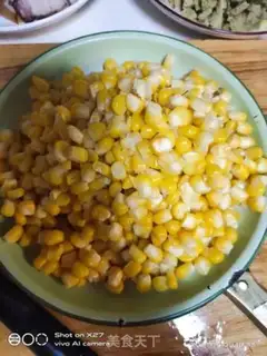 Make Five flowers for corn step 3