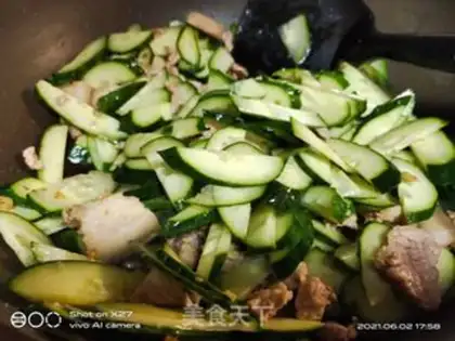Make Meatloaf cucumber step 3