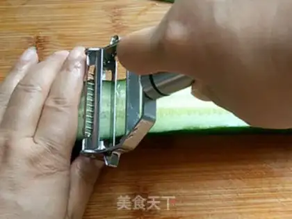 Make Net chrysanthemum step 2