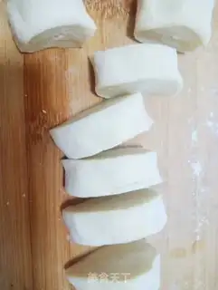 Make Flower buns step 3