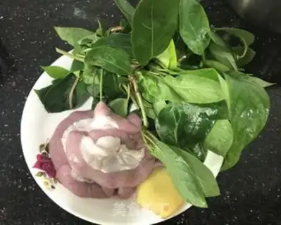 Make Puffy chicken shit soup step 0