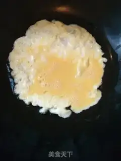 Make cucumber fried eggs step 6