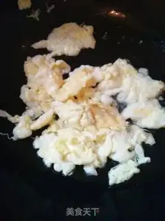 Make cucumber fried eggs step 7