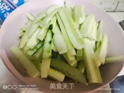 Make Cucumber beef step 1