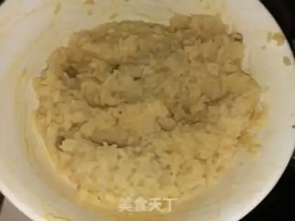 Make Gold egg fried rice step 2