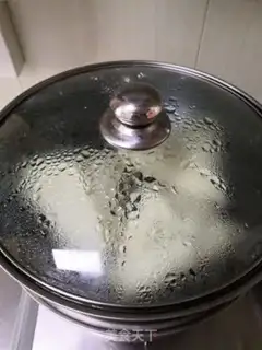 Make Black sesame sugar triangle step 7