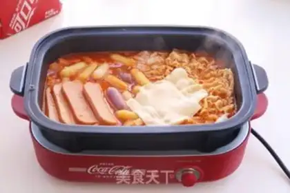 Make Cheese-year-old pasta pot step 5