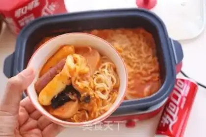 Make Cheese-year-old pasta pot step 8