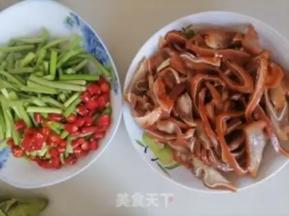 Make Garlic fried pigs step 0