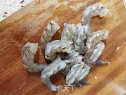 Make Shrimp fried broccoli step 0