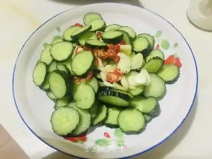 Make The cucumbers step 0