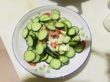 Make The cucumbers step 1