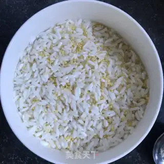 Make Double rice-skinned beef porridge step 0