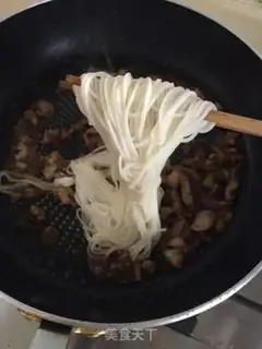 Make Fried noodles step 7