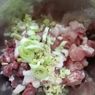 Make Fork meat buns step 6