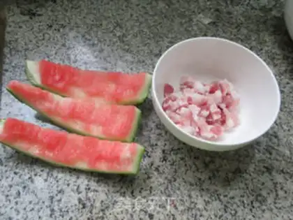 Make Five flowers for watermelon step 0