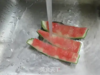 Make Five flowers for watermelon step 1