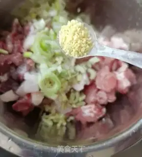 Make Fork meat buns step 8