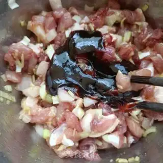 Make Fork meat buns step 13