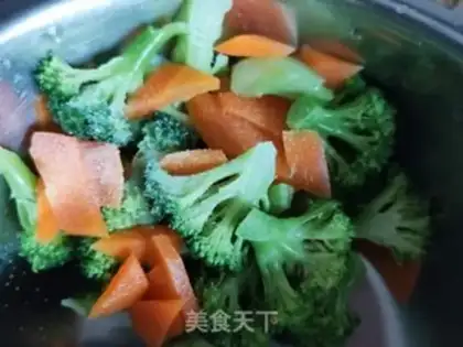 Make Blue and blue chicken salad step 3