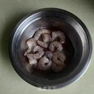 Make Three dumplings of shrimp step 2