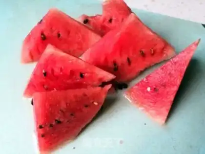 Make Watermelon freeze step 1