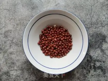 Make Red bean oatmeal porridge step 0
