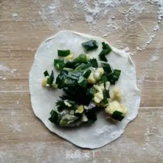 Make Three dumplings of shrimp step 14