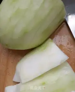 Make Shrimpball soup step 1